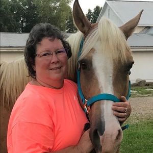 Meet your Posher, Julie